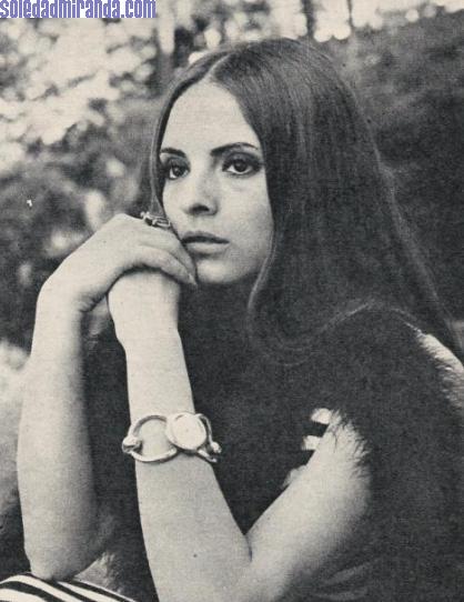 mod48.jpg - Semana, August 1970: Soledad's last photoshoot