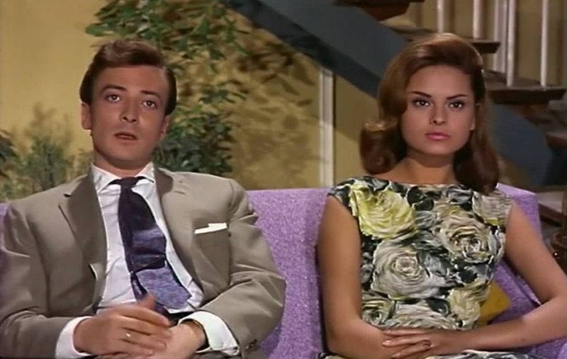 sccuat41.jpg - Cuatro bodas y pico screencap